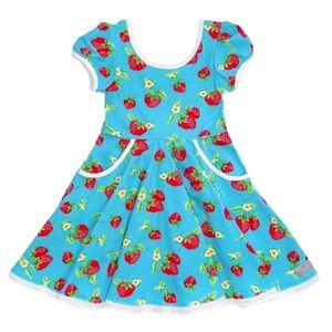 New 7/8 Eleanor Rose Strawberry Dress